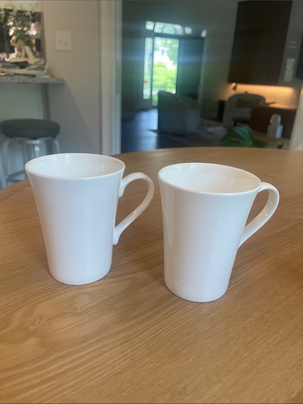 Mikasa Lausanne White Bone China 4 1/2" Coffee Mugs Set of 2 NWOB